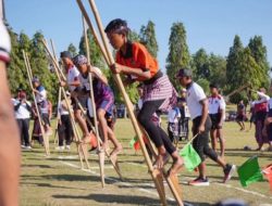 Jantra Tradisi Bali Mainkan Tajog, Deduplak, Terompah