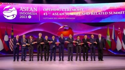 Presiden Jokowi Buka KTT Ke-43 ASEAN