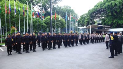 Personel Kepolisian Disiagakan Amankan Gedung MK