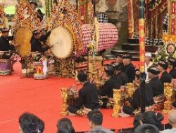 Angklung Kendang Mebarung Tampil di PKB Ke-46 Dinobatkan sebagai Kendang Terbesar di Dunia