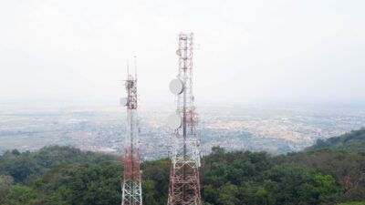 Paruh Pertama 2024, Telkom Bukukan Pendapatan Positif Rp75,3 Triliun Tumbuh 2,5% YoY