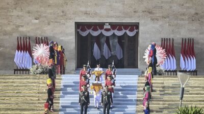 Cetak Sejarah Jadi Rute Terpanjang, Kirab Bendera Merah Putih dari Monas ke IKN