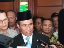 Mentan Andi Amran Ungkap Strategi Swasembada Pangan 2025: Intensifikasi dan Ekstensifikasi