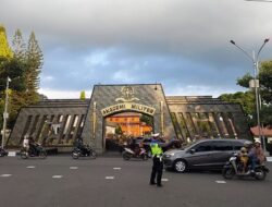 Kabinet Merah Putih Akhiri Retreat Hari Pertama di Akmil Magelang dengan Parade Senja