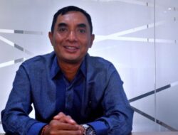 Peluang di Tengah Koreksi IHSG, Dosen UGM Sarankan Strategi Beli Saham Cermat