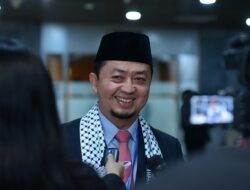 DPR Desak RI Tinjau Ulang Kebijakan Luar Negeri!